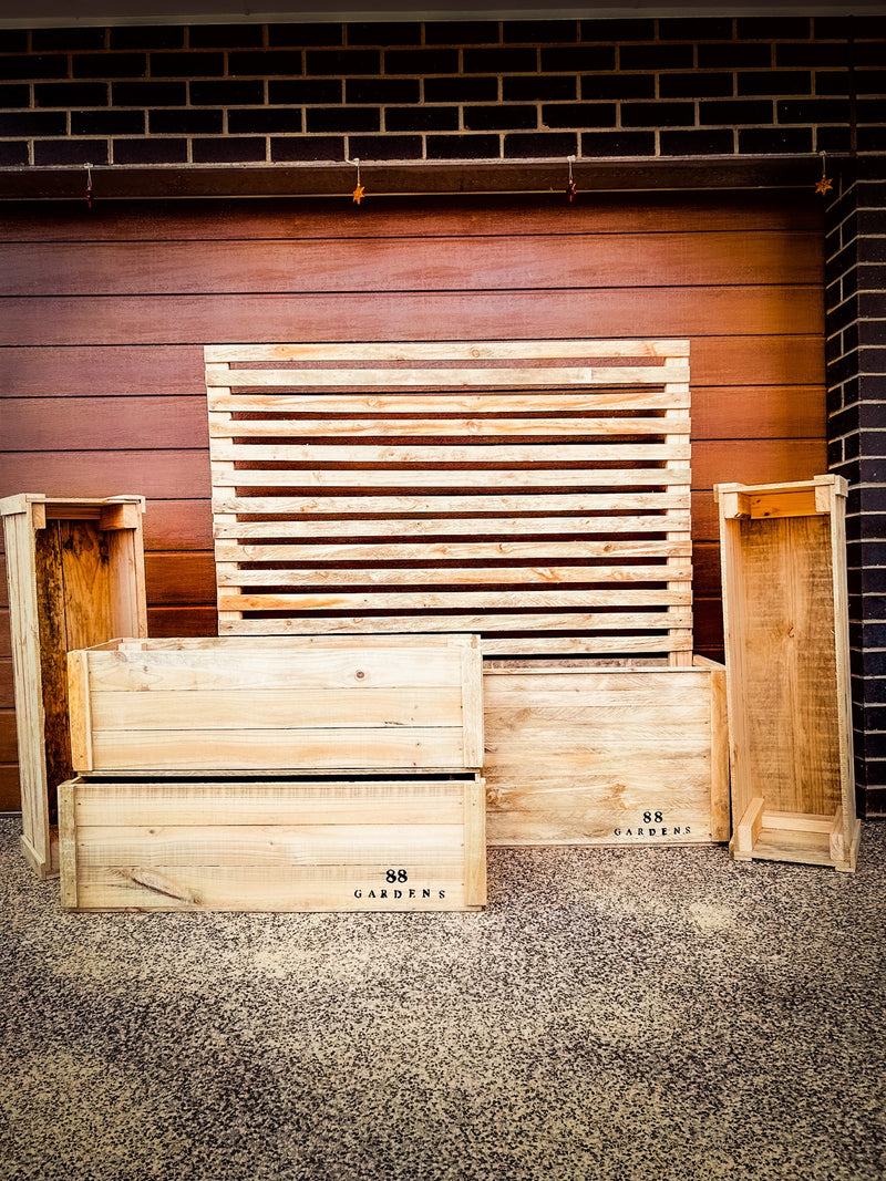 The Commercial Package 01