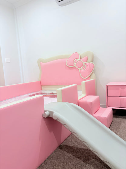 KIDS - Hello Kitty Bed Set