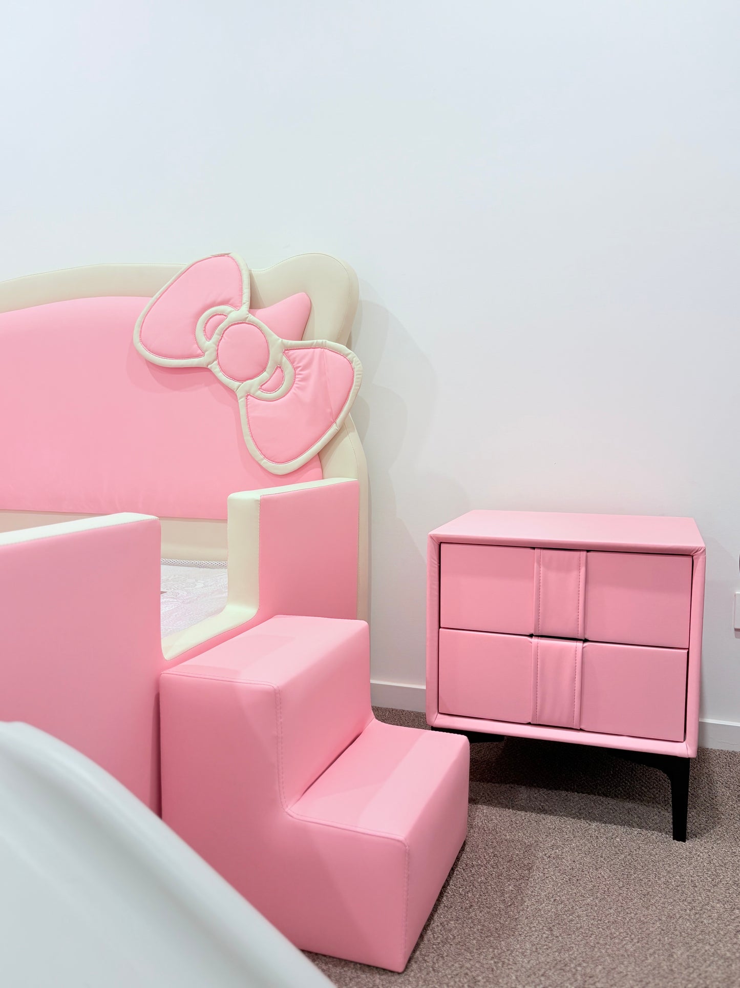 KIDS - Hello Kitty Bed Set